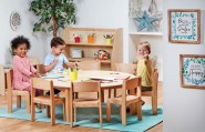 Tafel rond groot met stoelen beuken Tangara Groothandel Kinderopvang en kinderdagverblijf inrichting (198)1